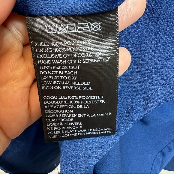 Urban Outfitters Kimchi Blue Navy Front Tie
Keyhole Skater Dress Size 6 - Picture 10 of 13